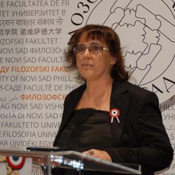 dr Csányi Erzsébet